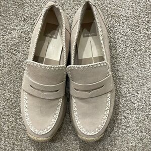 Dolce Vita platform loafer women’s shoe espadrille pale beige gray Size  9  NWOB